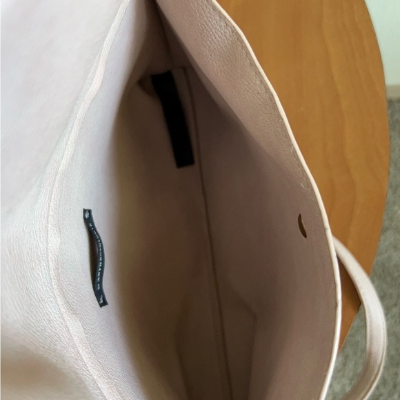 Anthropologie Dreia Envelope
Clutch Crossbody Bag - Picture 14 of 15